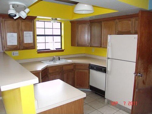 3rd image of 3300 W Florida Ave APT 17