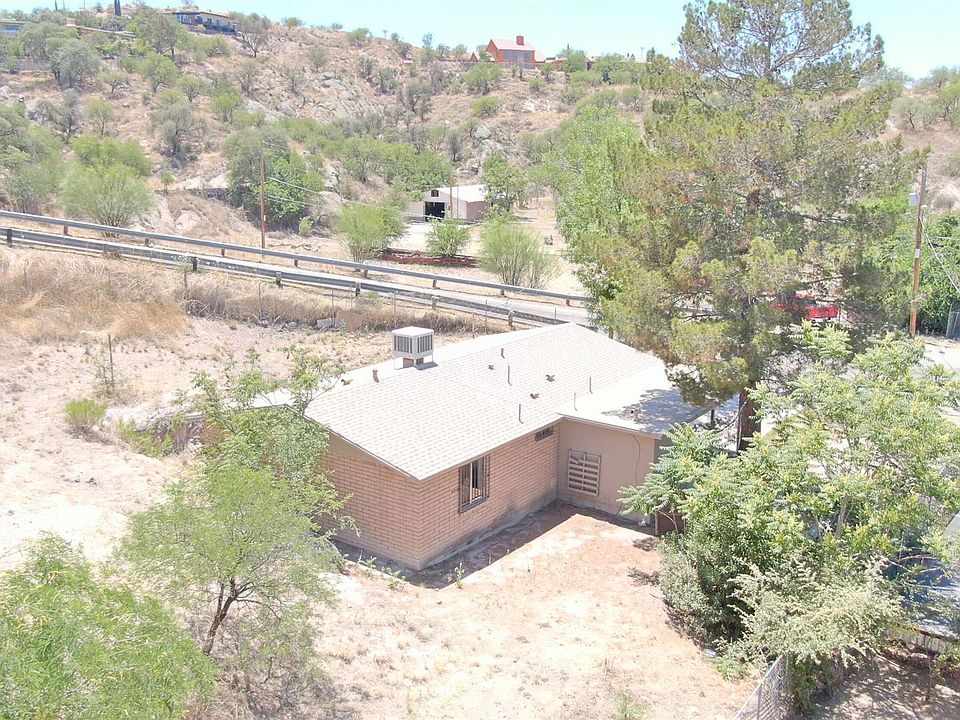 1st image of 111 E La Castellana Dr