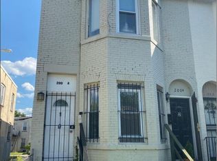 200 Q St NW APT A, Washington, DC 20001