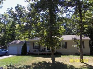 1060 Point Way, Lawton, MI 49065
