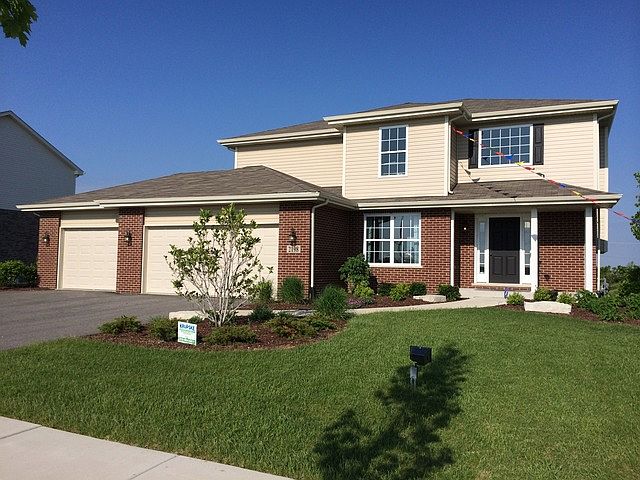 1st image of 2241 Alta Vista Dr