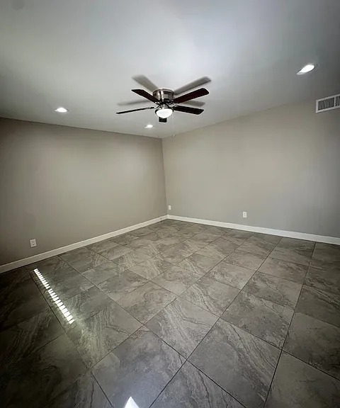 Patio 15 Apartment Homes — Photo 9