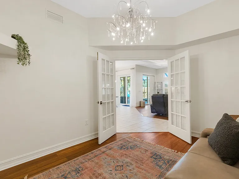 4801 Edgemont Ct — Photo 37