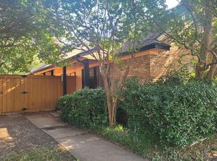 7945 Habersham Ln, Dallas, TX 75248
