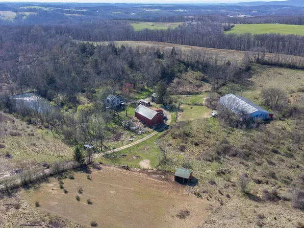 3885 Winding Ln, Glenville, PA 17329