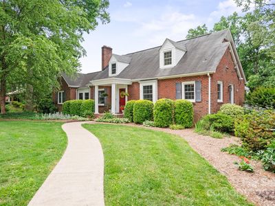 81 21st Ave NW, Hickory, NC, 28601
