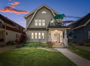 4315 N Newhall St #4317, Milwaukee, WI 53211