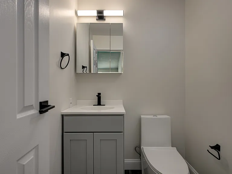 Oakbrook Manor Apartments — Photo 52
