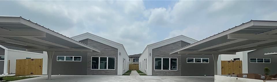 1st image of 1424 E Hibiscus Ave #4