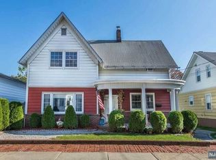 33 Summit Ave, Clifton, NJ 07013