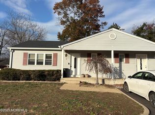 4A Primrose Ln, Jackson, NJ