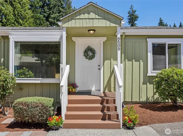 6509 222nd Street SW, Mountlake Terrace, WA 98043