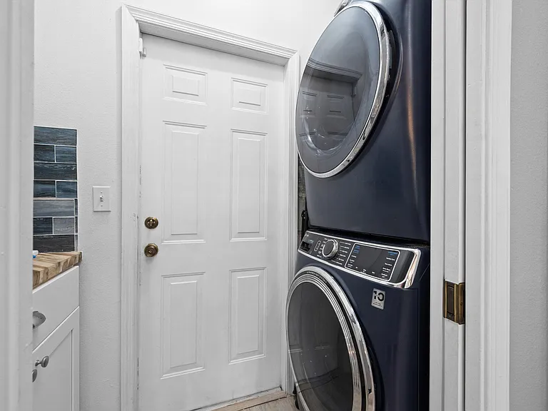 10761 Pelican Dr — Photo 15