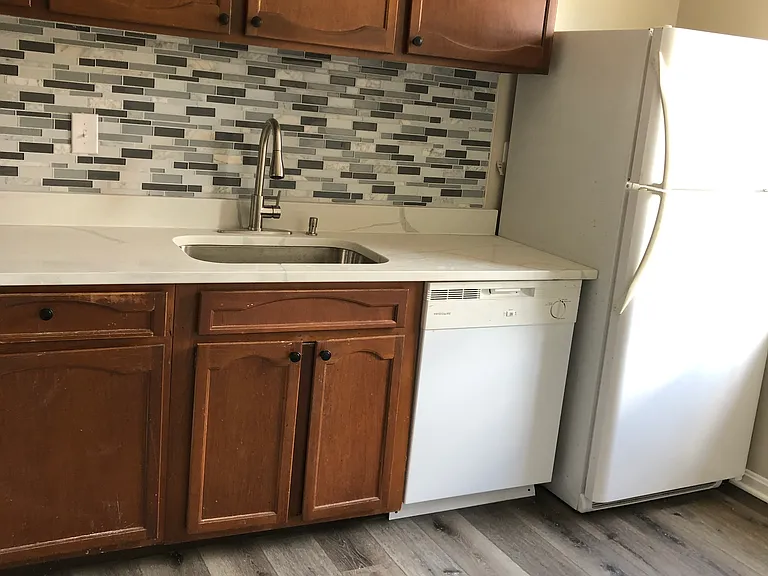 6018 Westchester Park Dr #302 — Photo 4