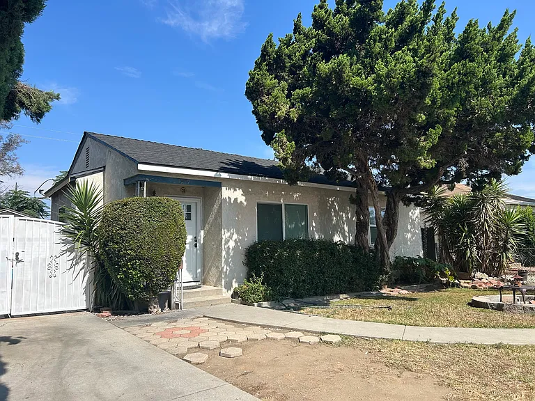 1949 Twin Ave — Photo 13