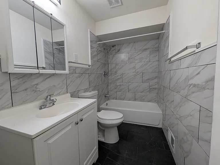5003 Tamery Ln #4 — Photo 7