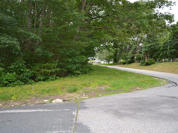 5th image of 1 Sandersdale Rd