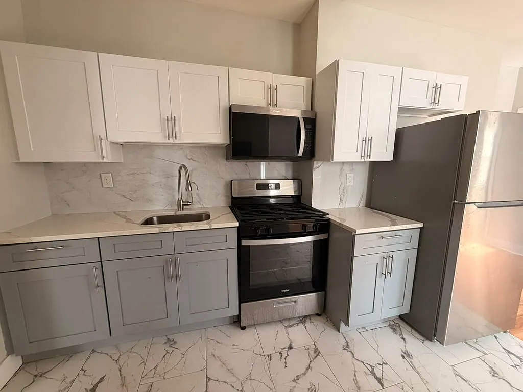 53 Farren Ave — Photo 1