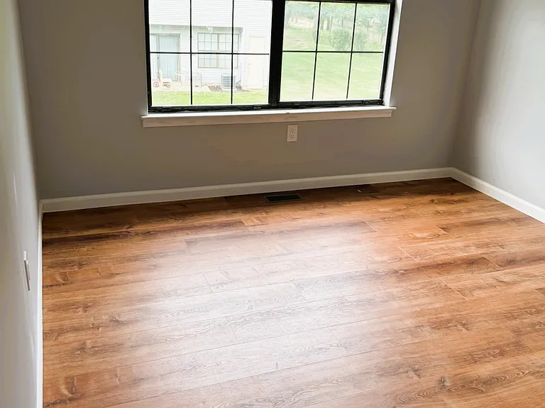 534 Norwich Ct — Photo 7
