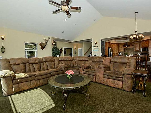 3rd image of 1187 Yukon Dr
