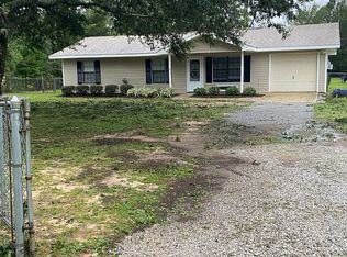 7137 Wallace Dr, Pace, FL 32571