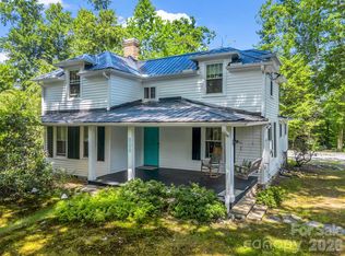 808 Montreat Rd, Black Mountain, NC 28711