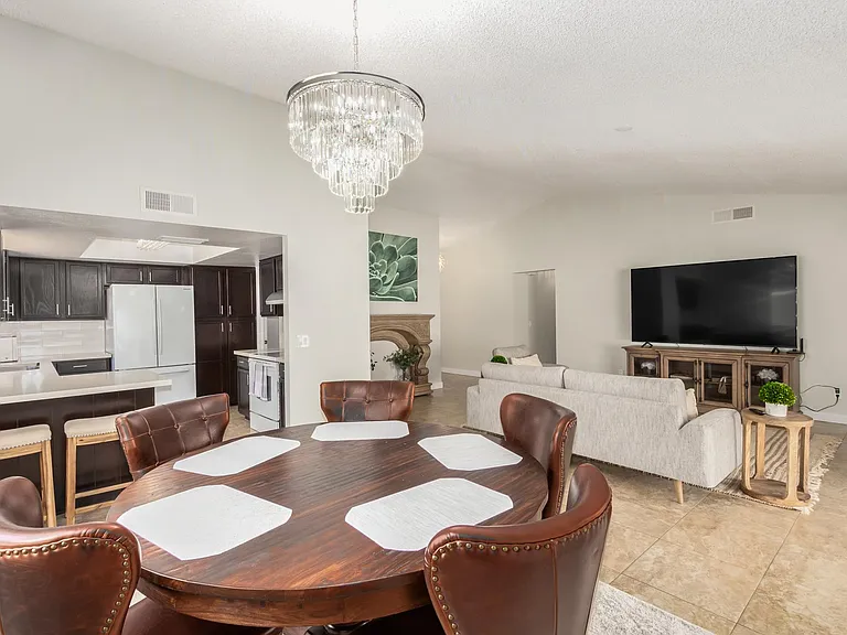 6326 E Carolina Dr — Photo 18