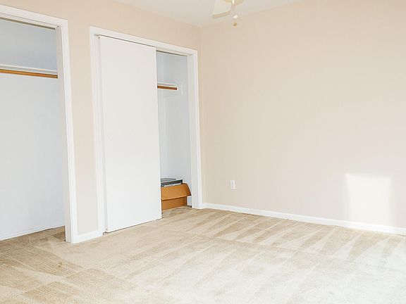 4th image of 787 Davis Rd