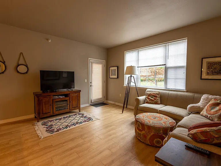 101 Prairie Dunes Dr #203 — Photo 11
