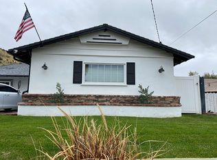 28222 Hot Springs Ave, Santa Clarita, CA 91351