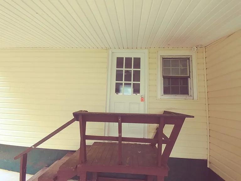 621 N Mountain St — Photo 11