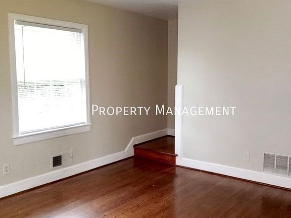 3rd image of 2204 York Rd SW