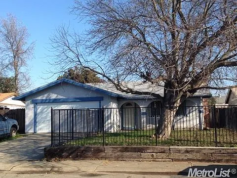 4733 Tacomic Dr photo 1