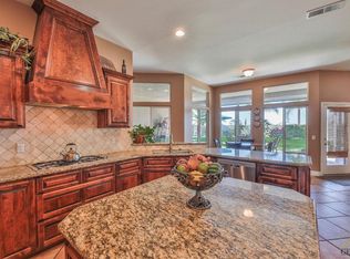 14710 Redwood Springs Dr, Bakersfield, CA
