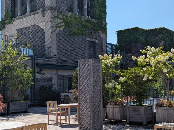 225 Central Park West image 15 of 19