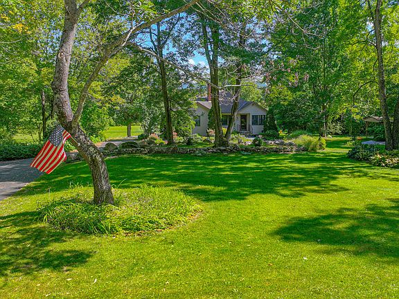 2nd image of 551 W Fryeburg Road