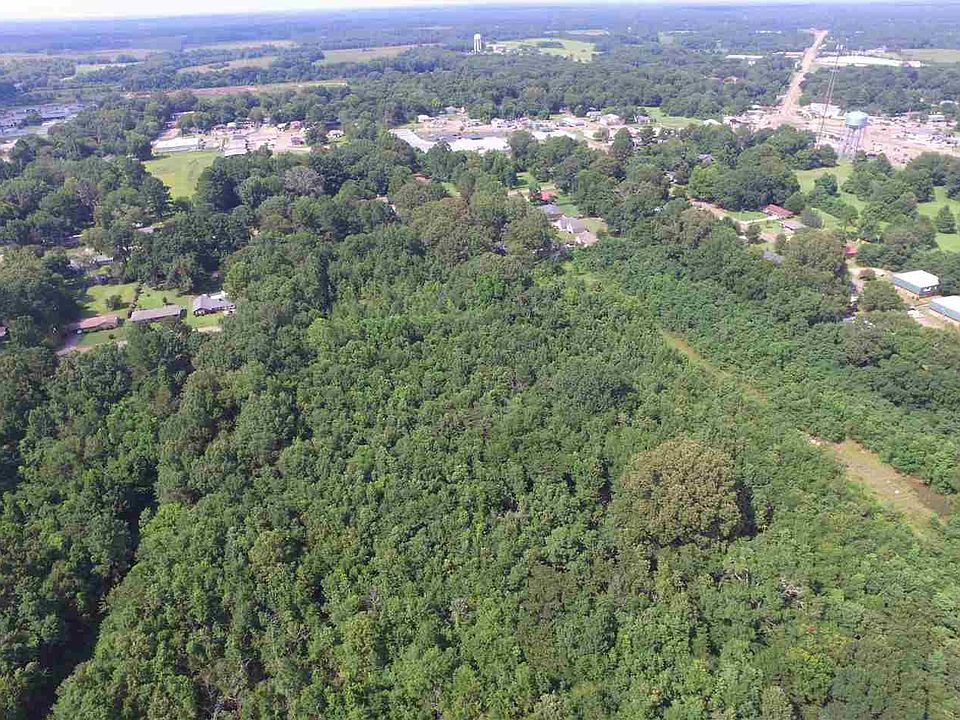 1st image of 311 Woodland Dr