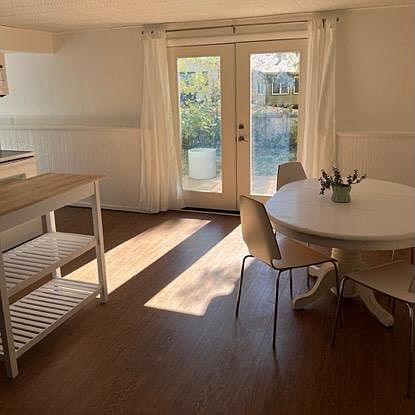 Kitchen & Dining Area