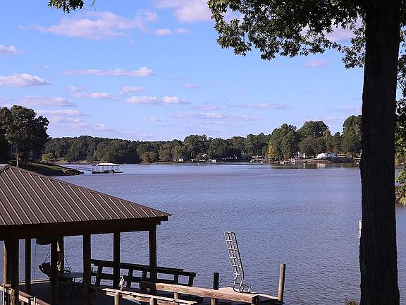 2nd image of 8033 Water View Dr