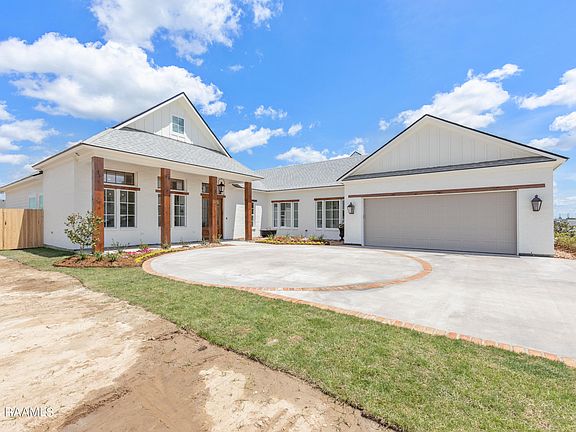 2nd image of 113 Abercrombie Way
