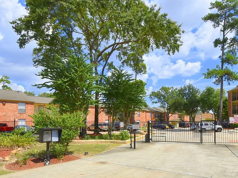 The Park At Deerbrook — Photo 31