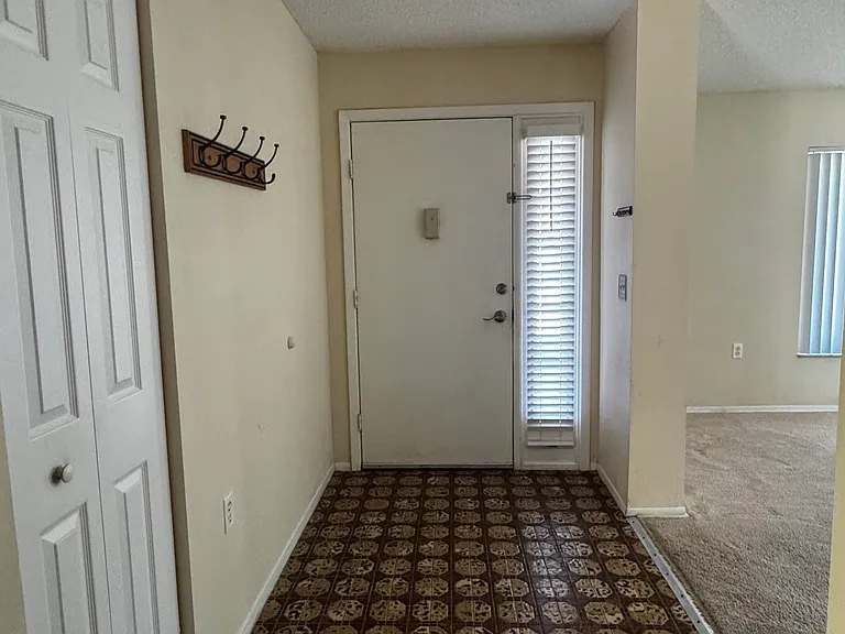 7742 Arlight Dr — Photo 10