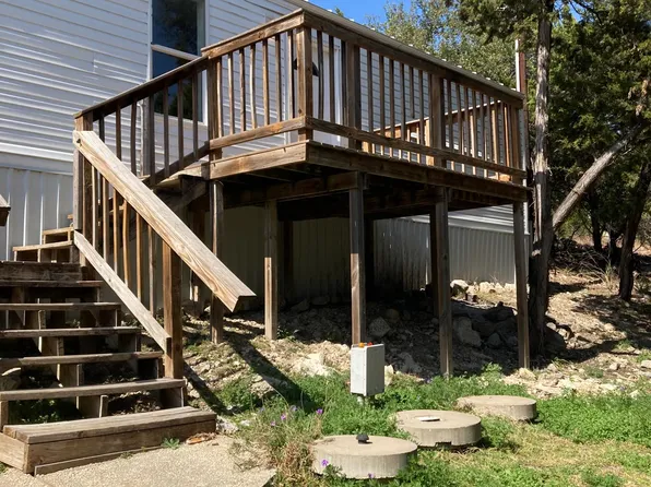 385 Duck Mt, Canyon Lake, TX 78133