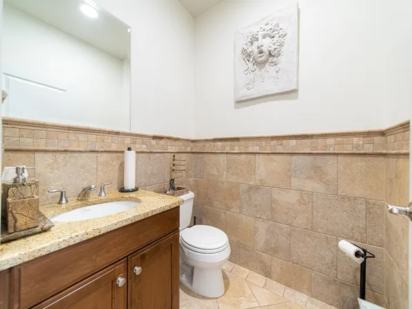 11 Washington Place image 7 of 19