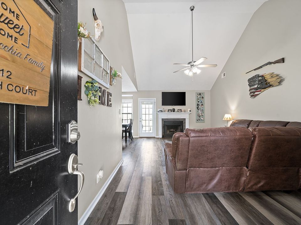 1st image of 412 Zurich Ct
