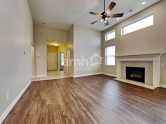 3rd image of 283 Hennepin Dr