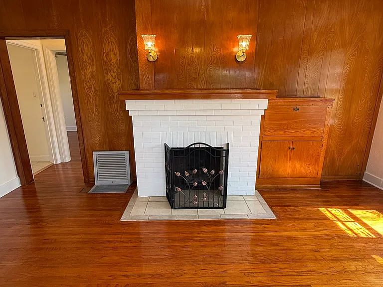 564 W 38th St #564 — Photo 7