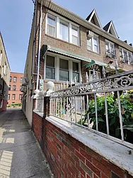 Rented by Signature Property Realty