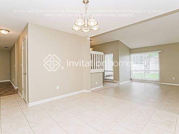 5th image of 553 Oak Creek Dr