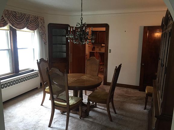3rd image of 2477 E 126th St
